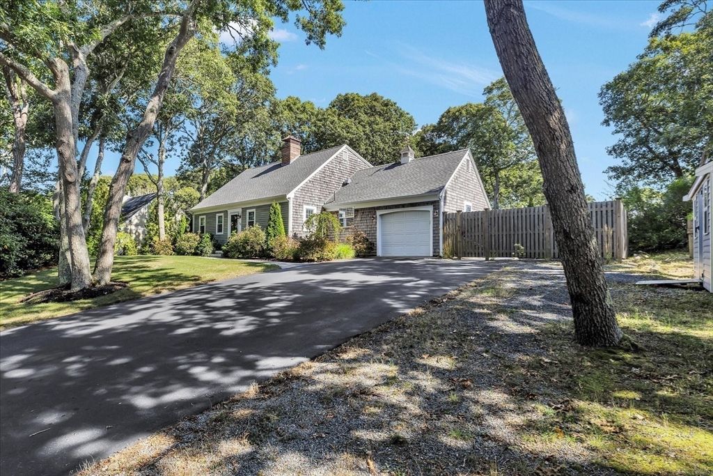 Attached, Exterior, Facade, Brick Facade, Cape Cod