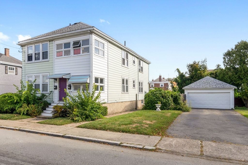 Detached Garage, Exterior, Facade, Georgian