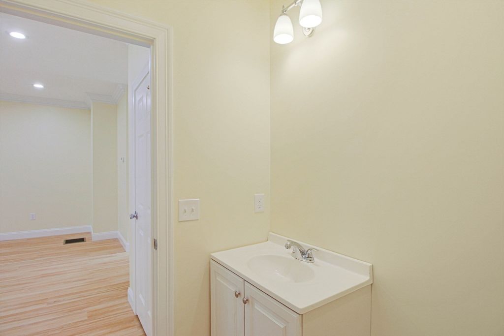 Bathroom, Interior, Recessed Lighting, Wood Texture Flooring