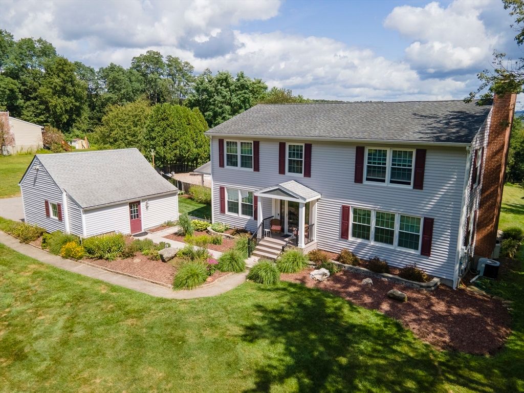 Backyard, Exterior, Facade, Georgian