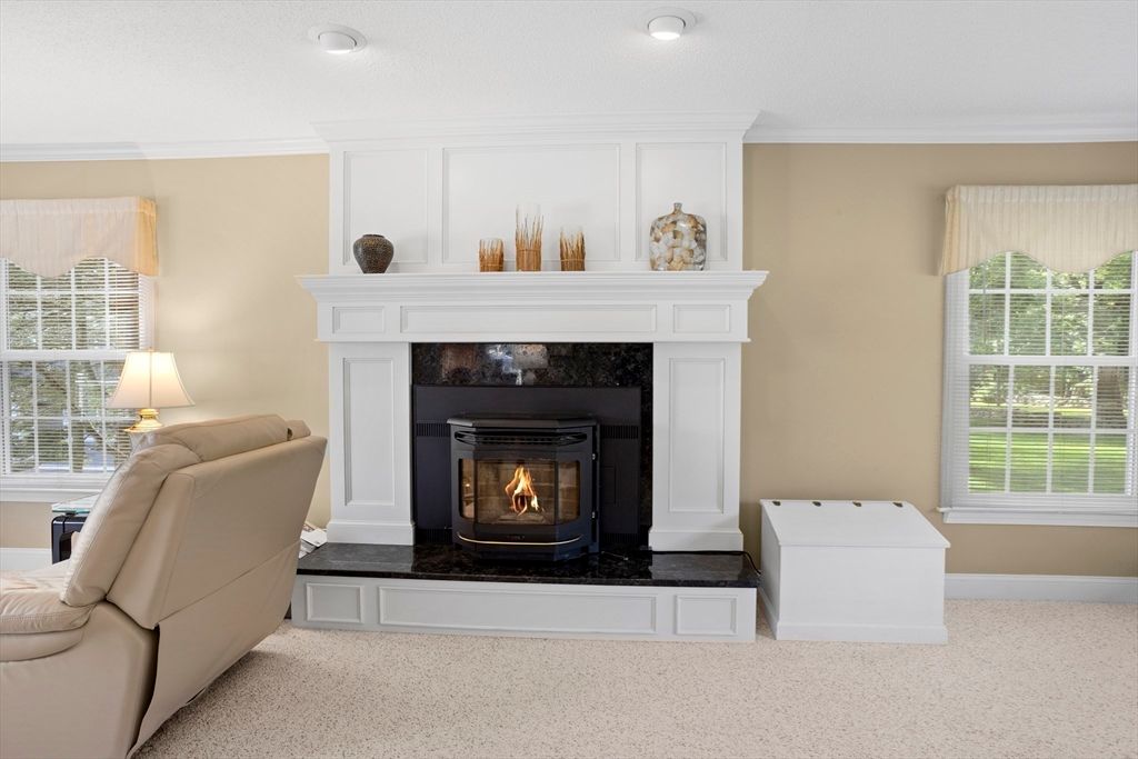 Fireplace, Interior, Recessed Lighting