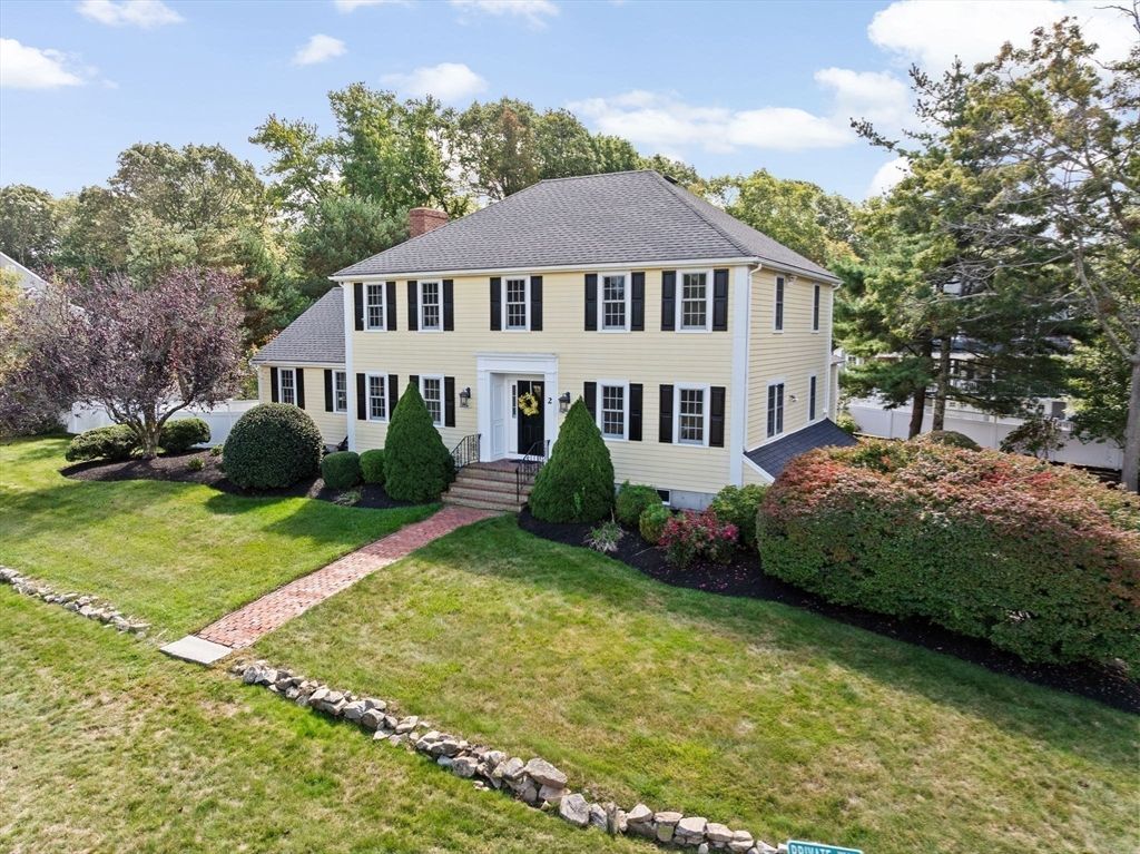 Attached, Backyard, Exterior, Facade, Georgian