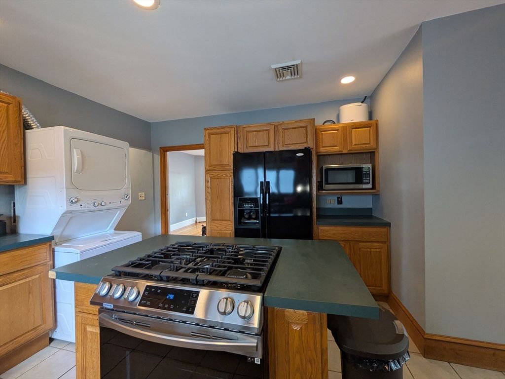 Interior, Kitchen, Recessed Lighting, Washer