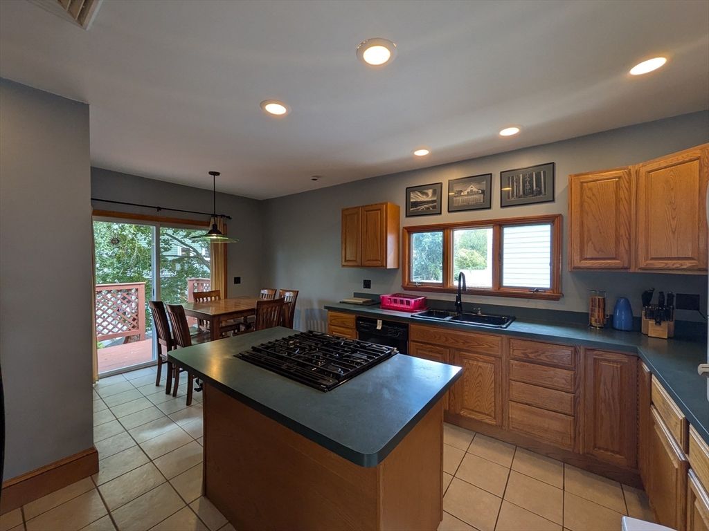 Dining room, Interior, Kitchen, Pendant Lights, Recessed Lighting