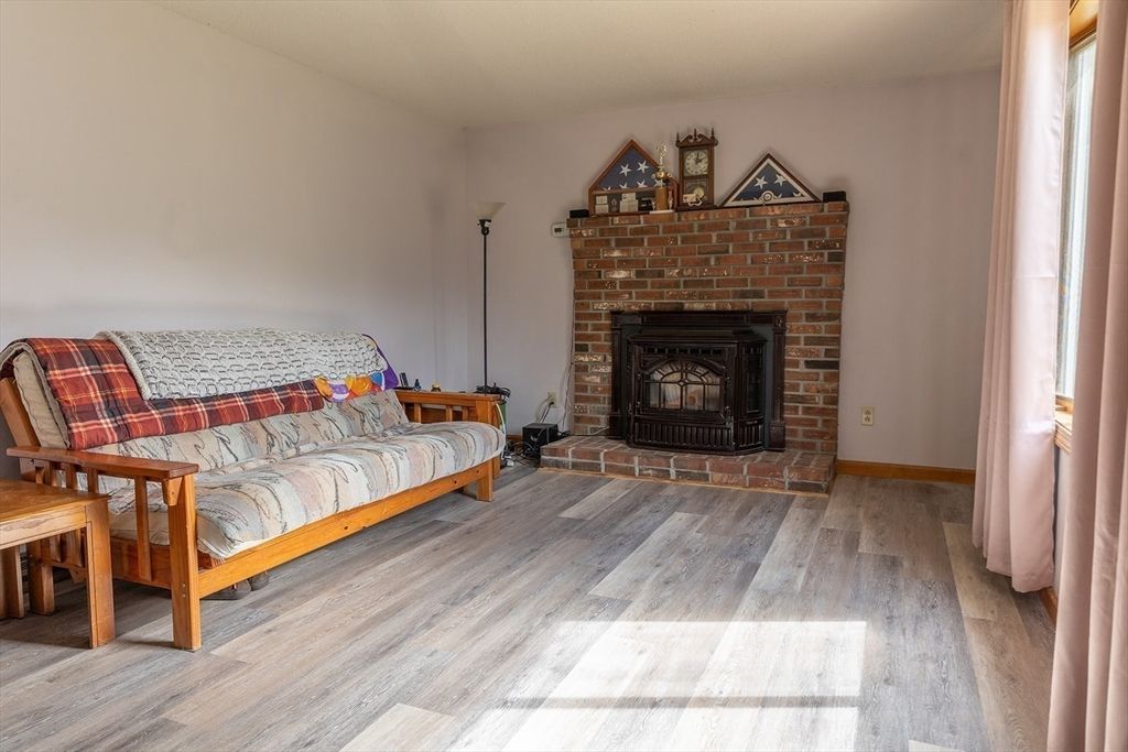 Bedroom, Fireplace, Interior, Wood Texture Flooring