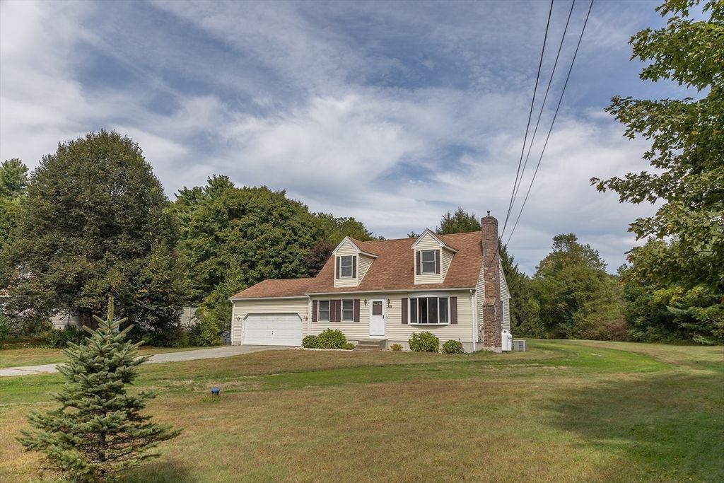 Attached, Backyard, Exterior, Facade, Cape Cod