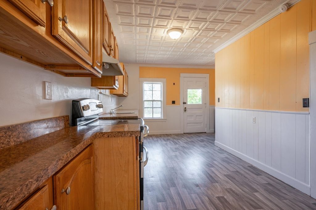 Interior, Kitchen, Wood Texture Flooring