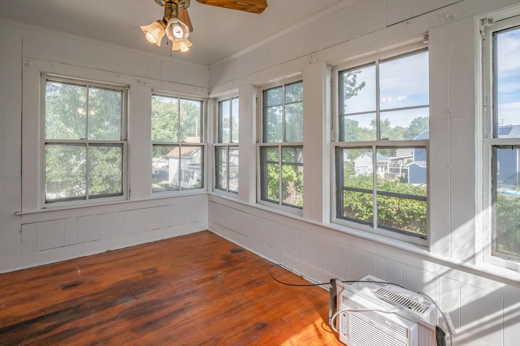 Interior, Sun Room, Wood Texture Flooring