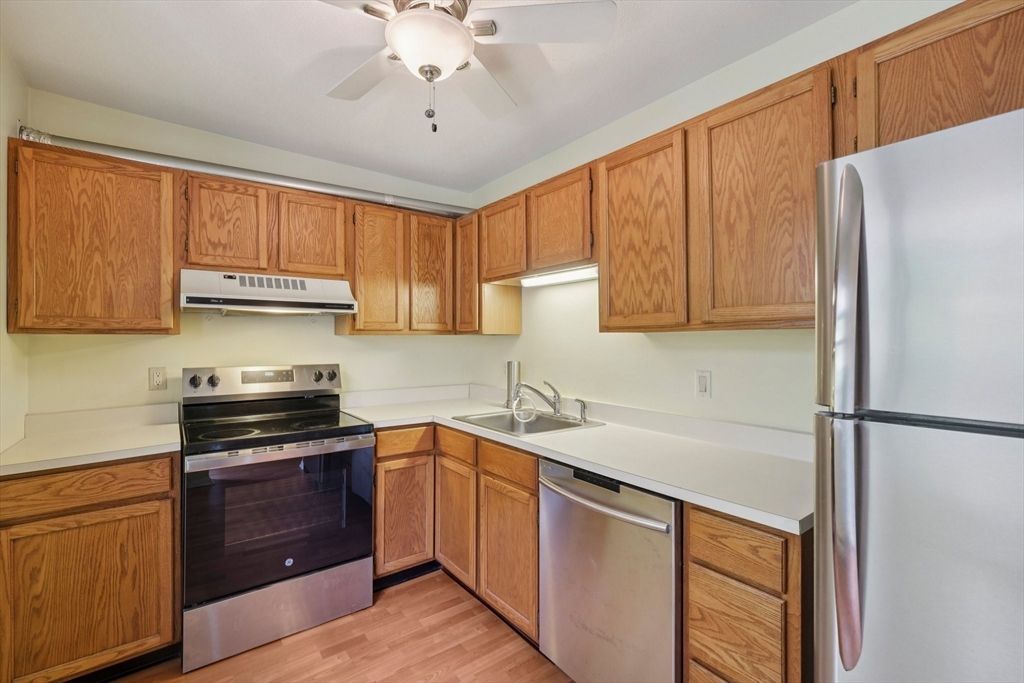 Interior, Kitchen, Stainless Steel Appliances, Wood Texture Flooring