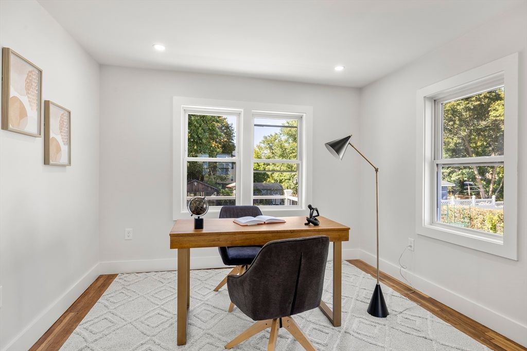 Home Office, Interior, Recessed Lighting, Wood Texture Flooring