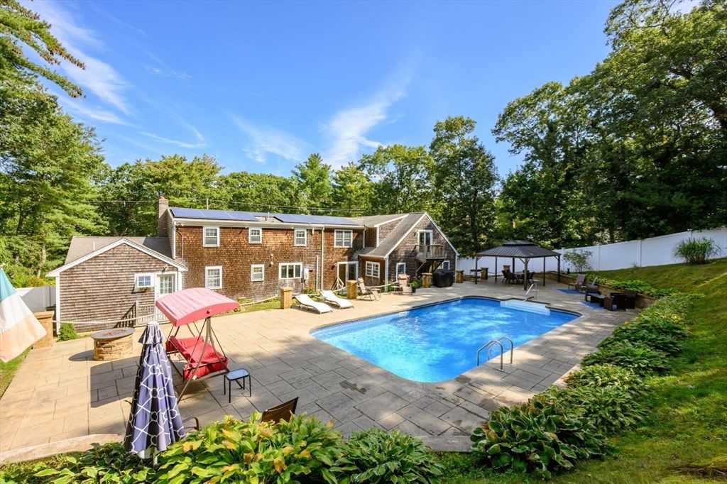 Exterior, Pool, Solar Panels
