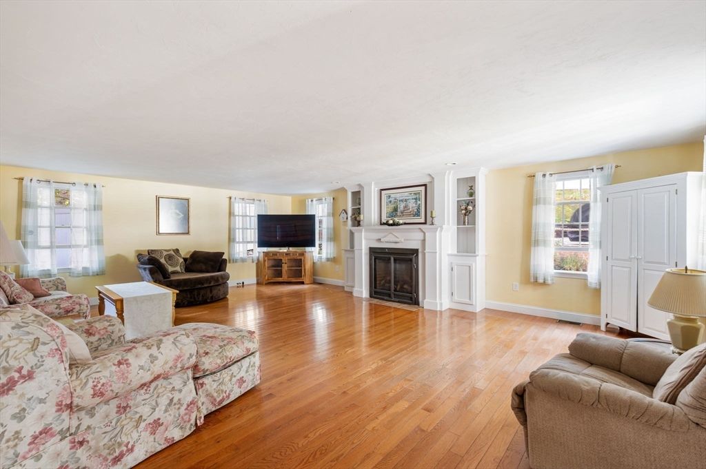 Fireplace, Interior, Living room, Wood Texture Flooring