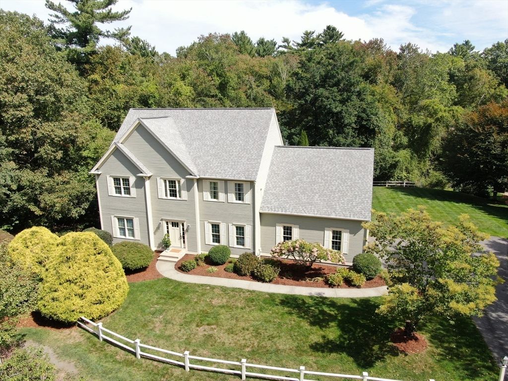 Backyard, Exterior, Facade, Farmhouse