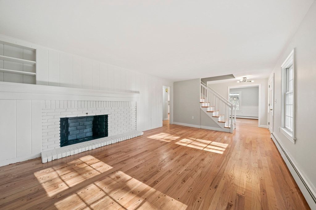Empty room, Fireplace, Interior, Wood Texture Flooring