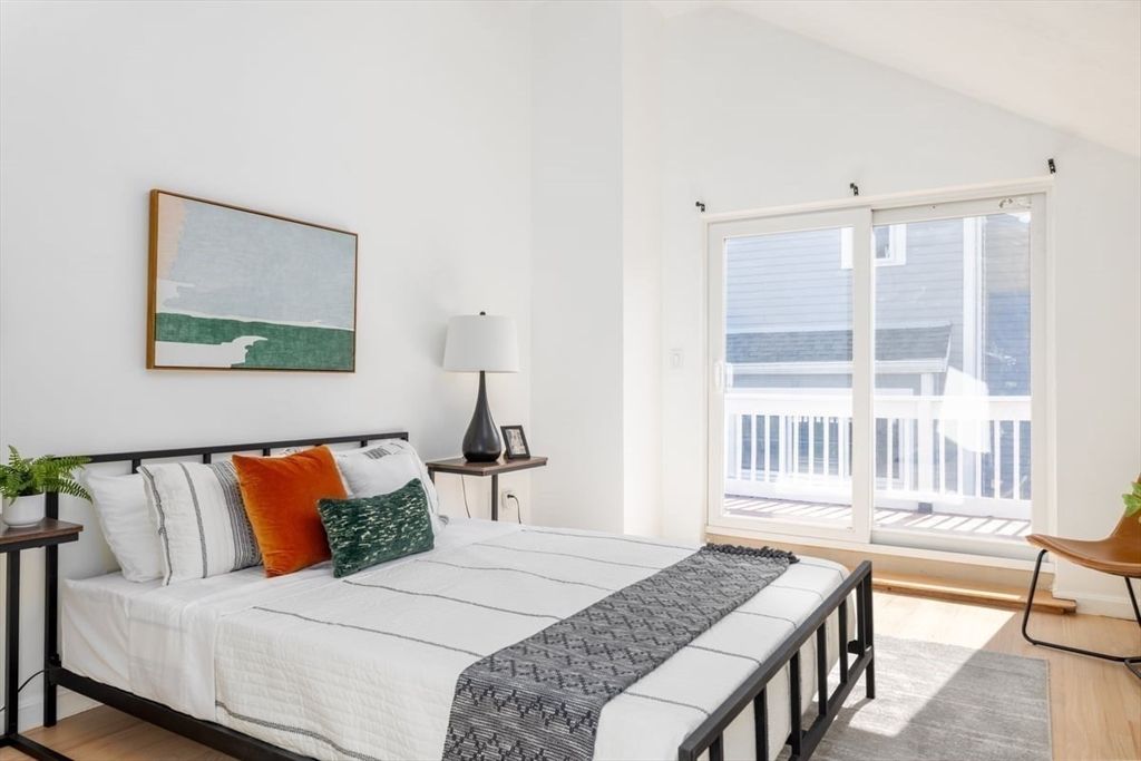 Bedroom, Interior, Water, Wood Texture Flooring
