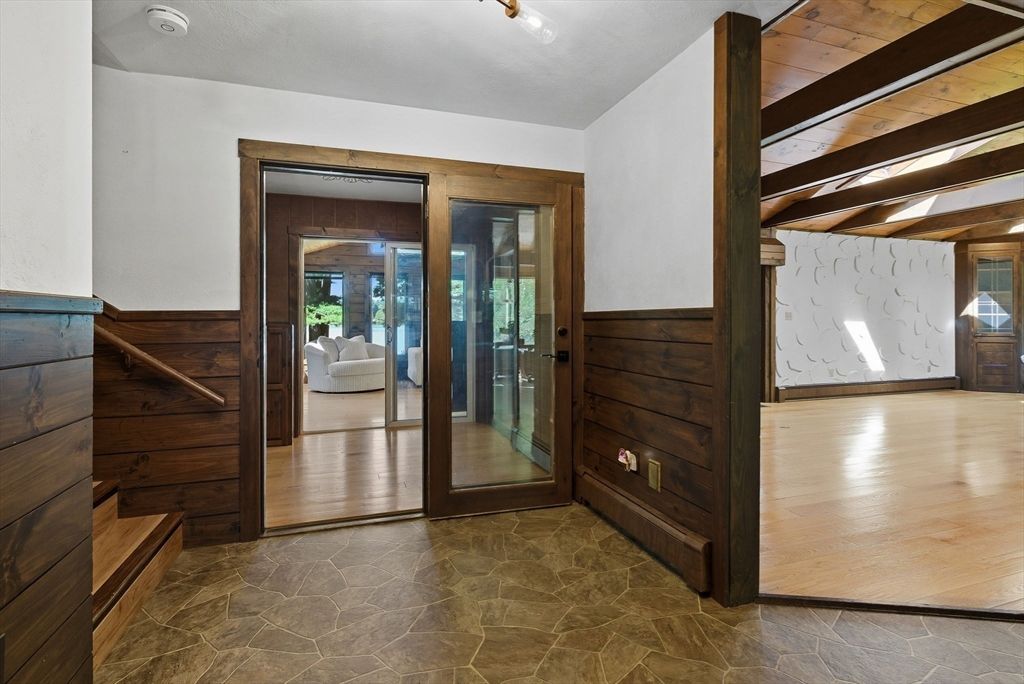 Interior, Wooden Walls