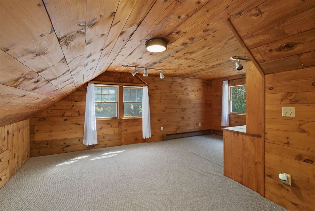 Empty room, Interior, Wooden Ceilings, Wooden Walls