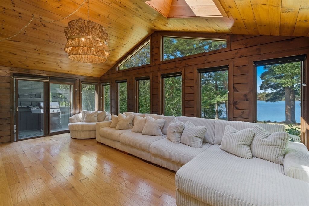 Chandelier, Interior, Living room, Wooden Ceilings, Wood Texture Flooring, Wooden Walls