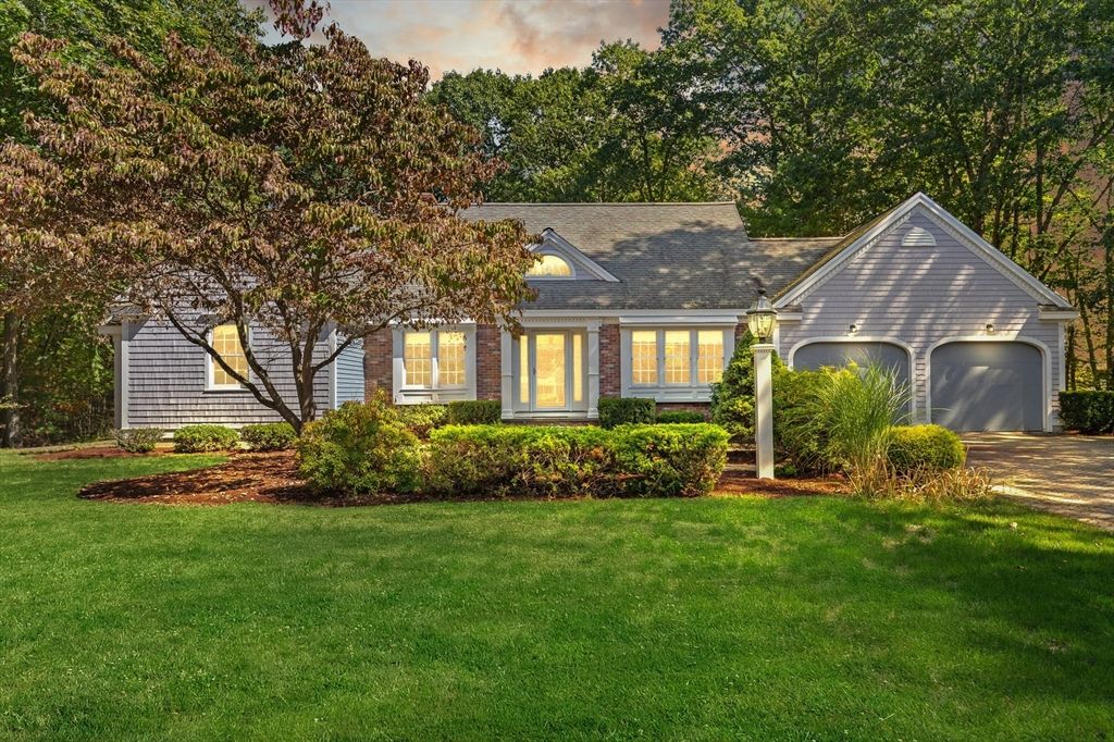 Attached, Backyard, Exterior, Facade, Ranch