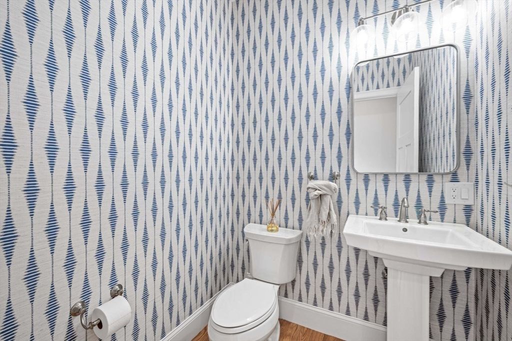 Bathroom, Interior, Wood Texture Flooring