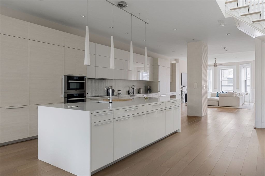 Interior, Kitchen, Living room, Pendant Lights, Recessed Lighting, Stainless Steel Appliances, Wood Texture Flooring