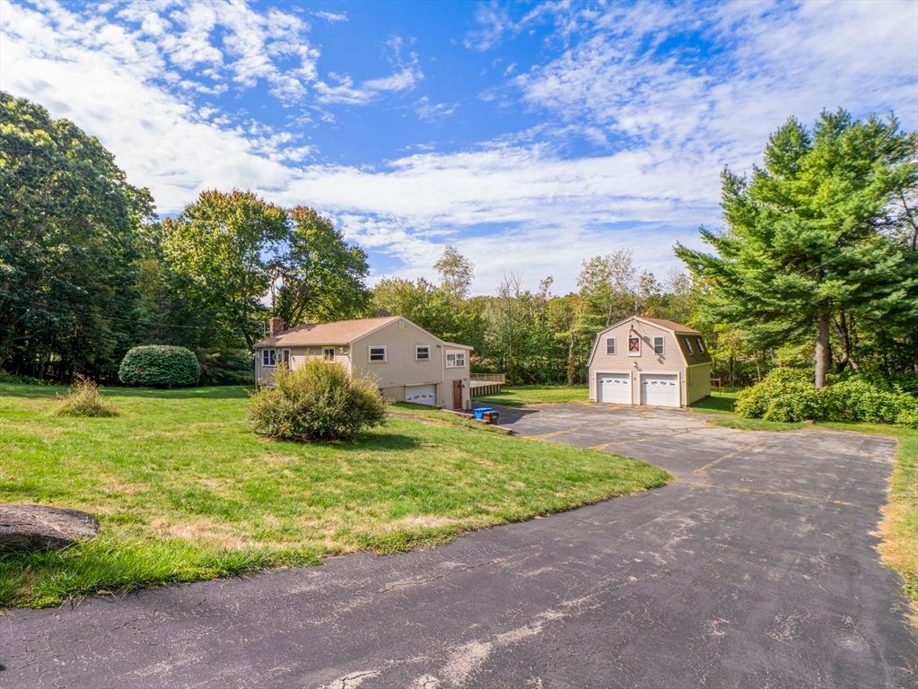 Backyard, Detached Garage, Exterior