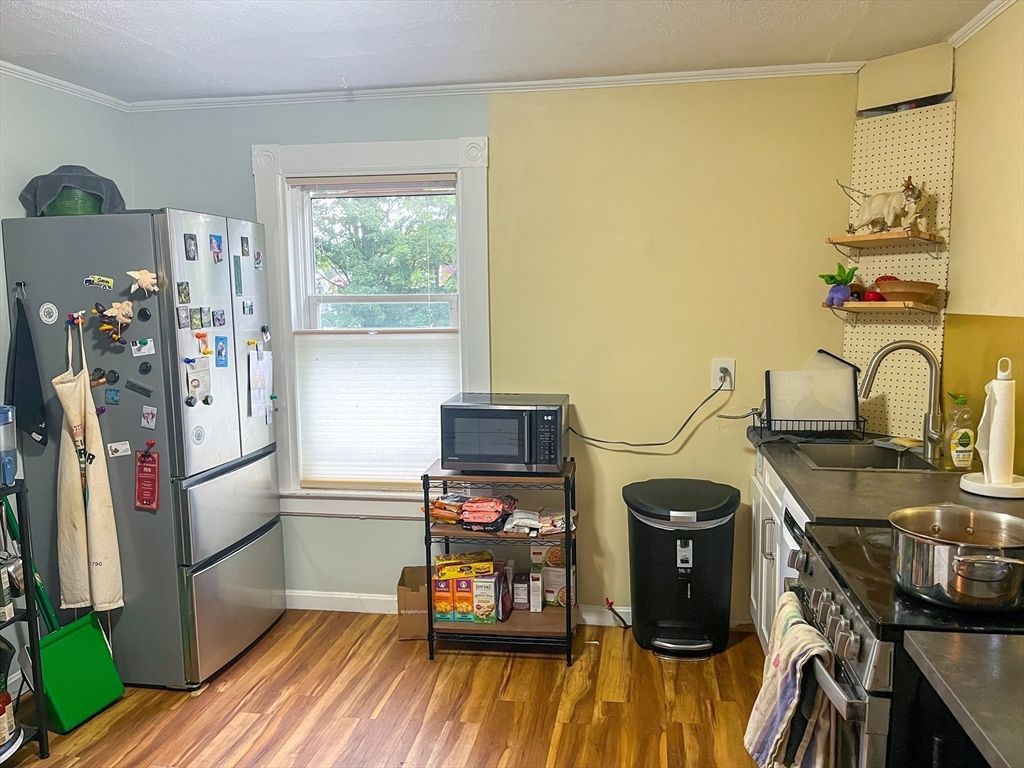 Interior, Kitchen, Wood Texture Flooring