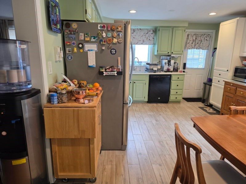 Interior, Kitchen, Recessed Lighting, Wood Texture Flooring