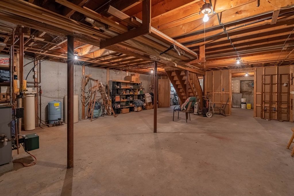 Interior, Wooden Beams