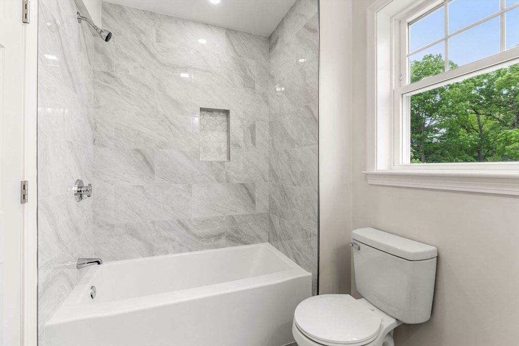 Bathroom, Interior, Marble Walls, Recessed Lighting