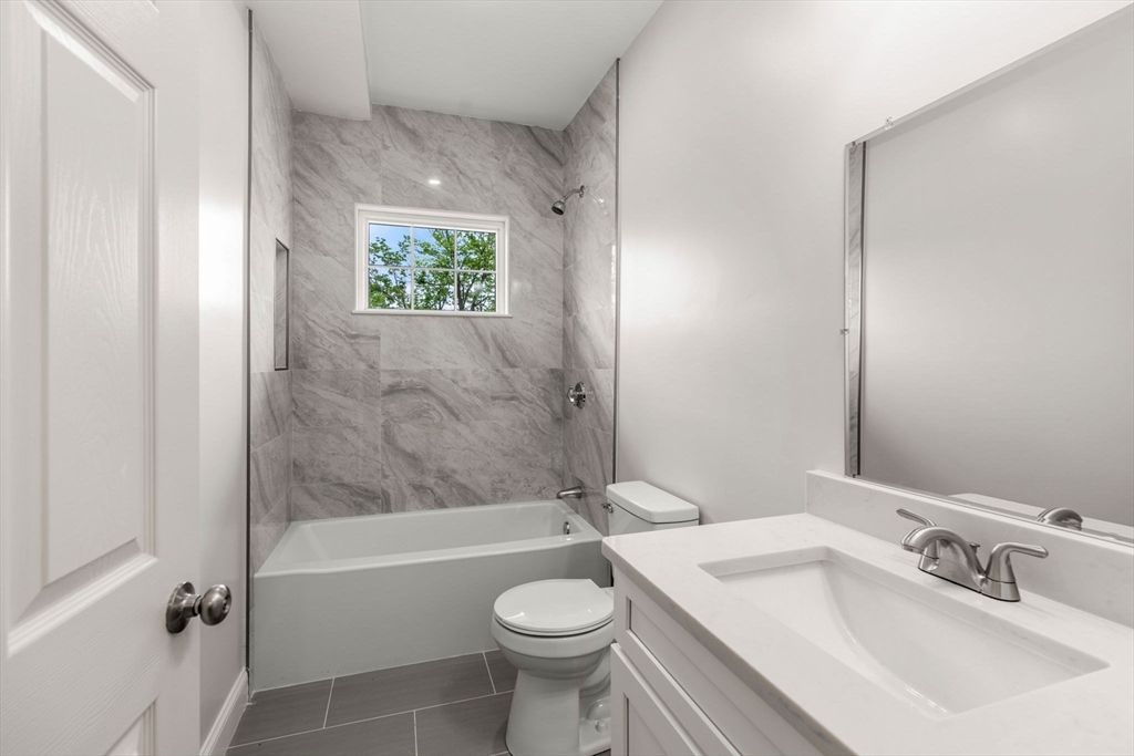 Bathroom, Interior, Marble Walls