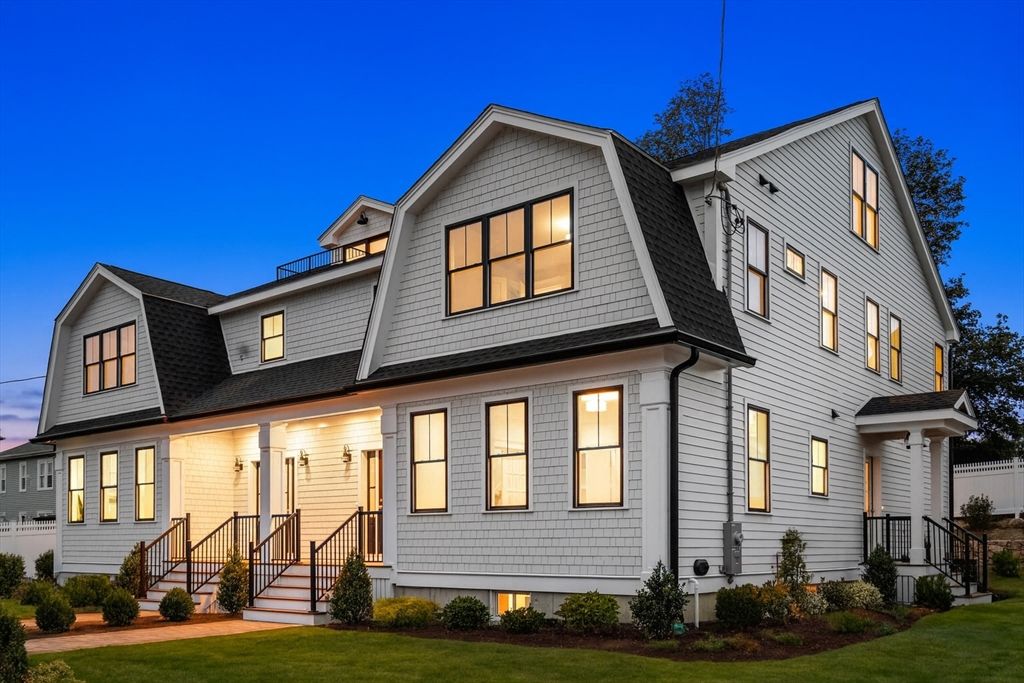 Exterior, Facade, Farmhouse