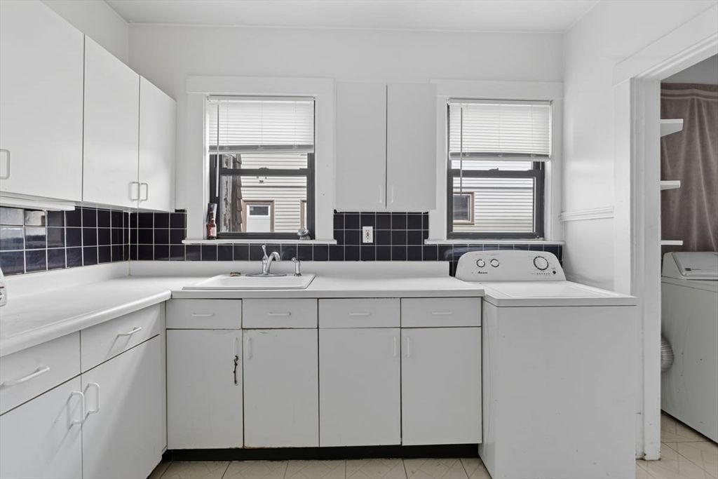 Interior, Washer