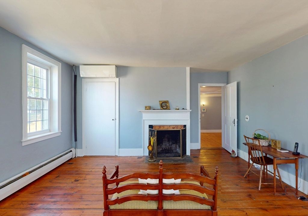 Dining room, Fireplace, Interior, Wood Texture Flooring