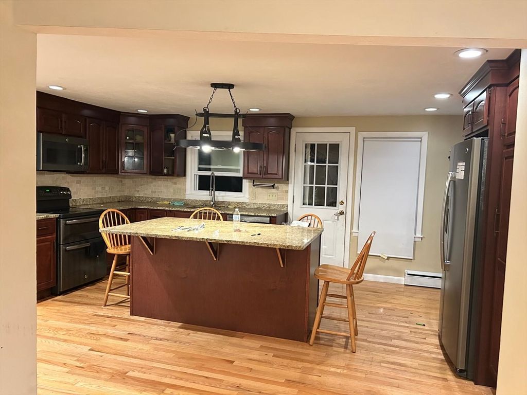 Interior, Kitchen, Pendant Lights, Recessed Lighting, Wood Texture Flooring