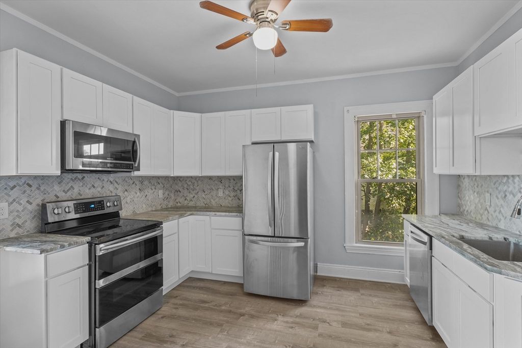 Interior, Kitchen, Stainless Steel Appliances, Wood Texture Flooring