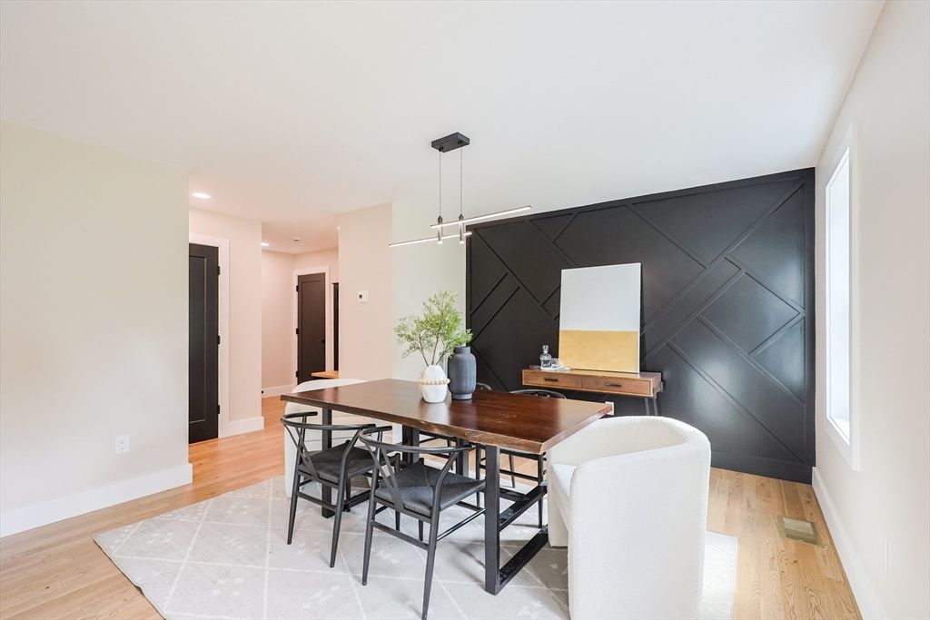 Dining room, Interior, Pendant Lights, Recessed Lighting, Wood Texture Flooring
