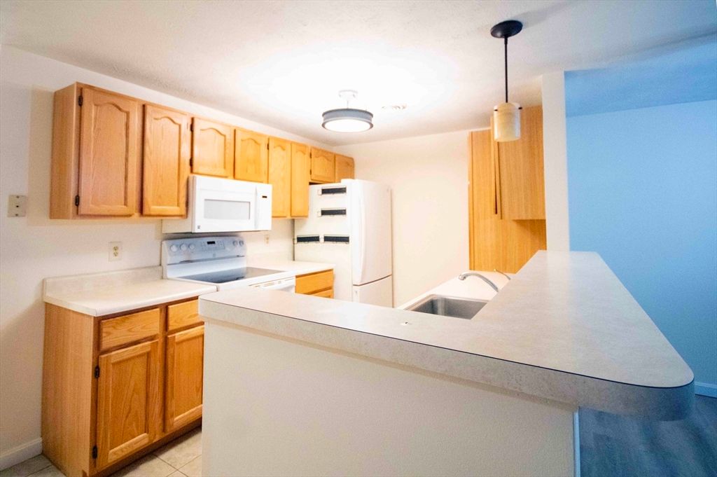 Interior, Kitchen, Pendant Lights, Washer