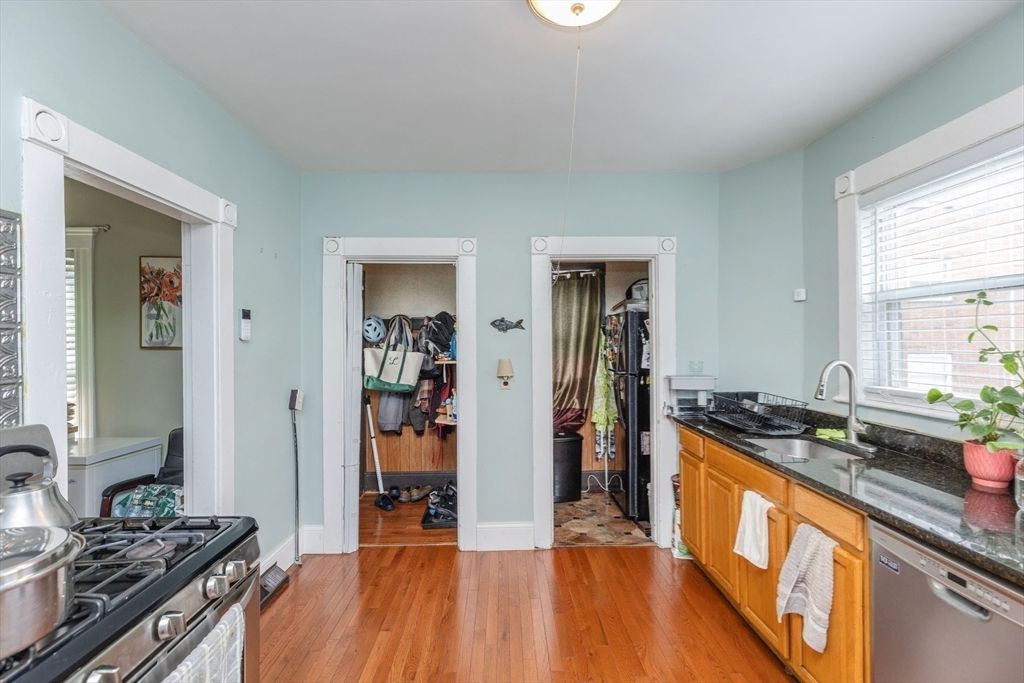 Interior, Kitchen, Wood Texture Flooring
