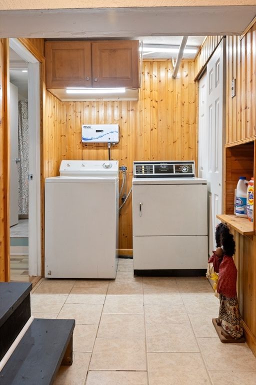 Interior, Washer, Wooden Walls