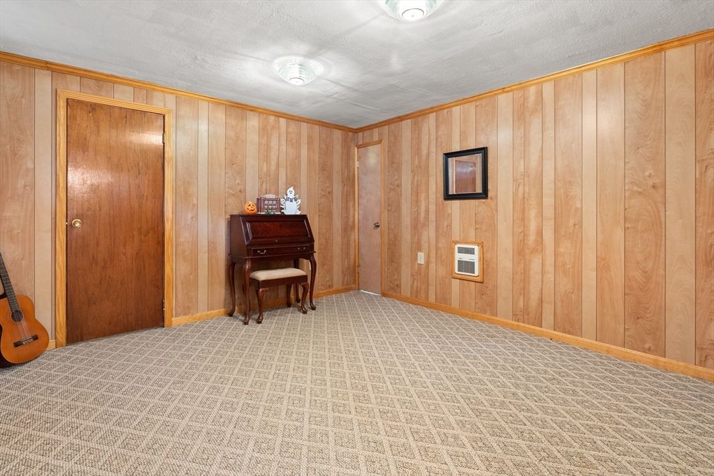 Interior, Piano, Wooden Walls