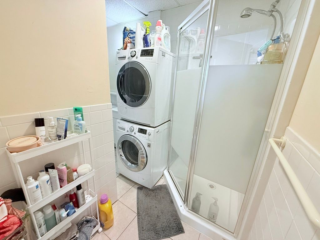 Interior, Utility Closets, Washer