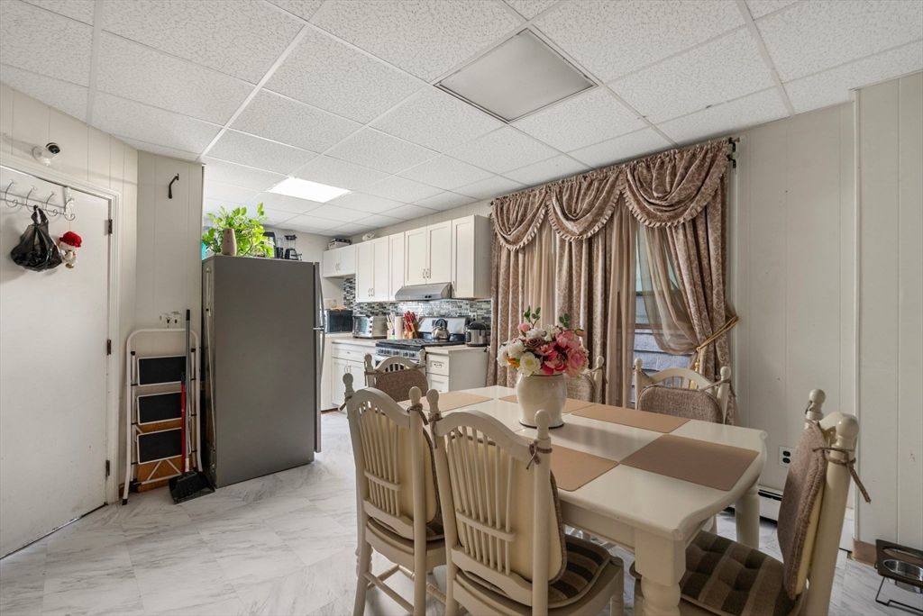 Dining room, Interior, Kitchen, Marble