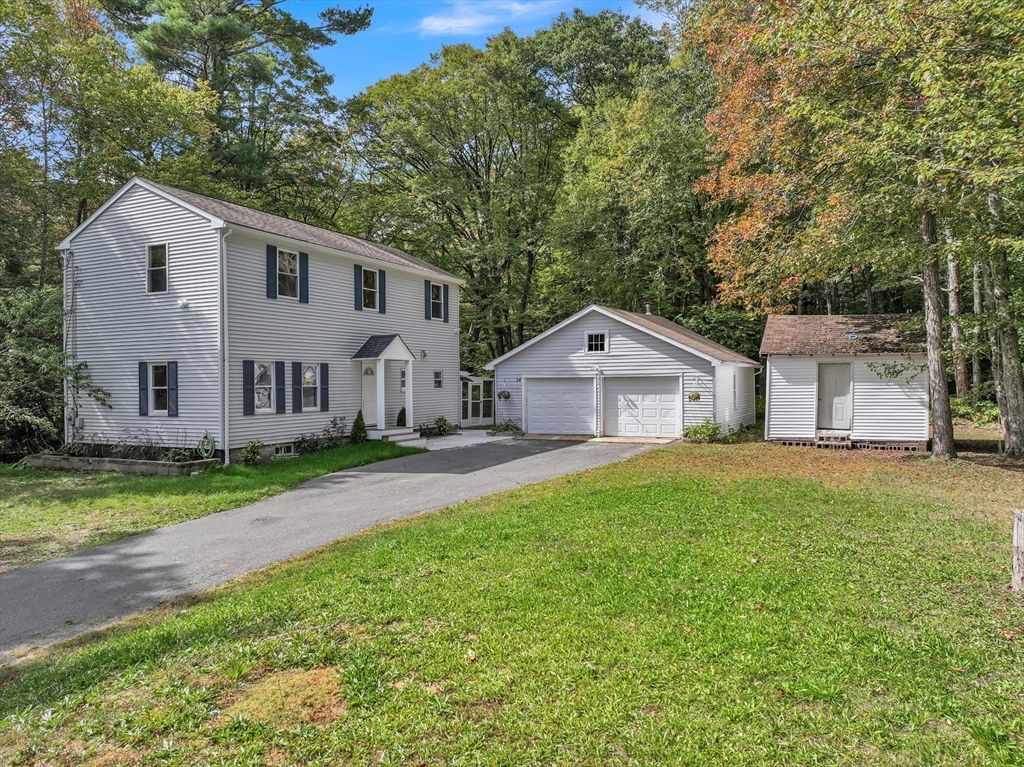Attached, Backyard, Detached Garage, Exterior, Facade, Georgian