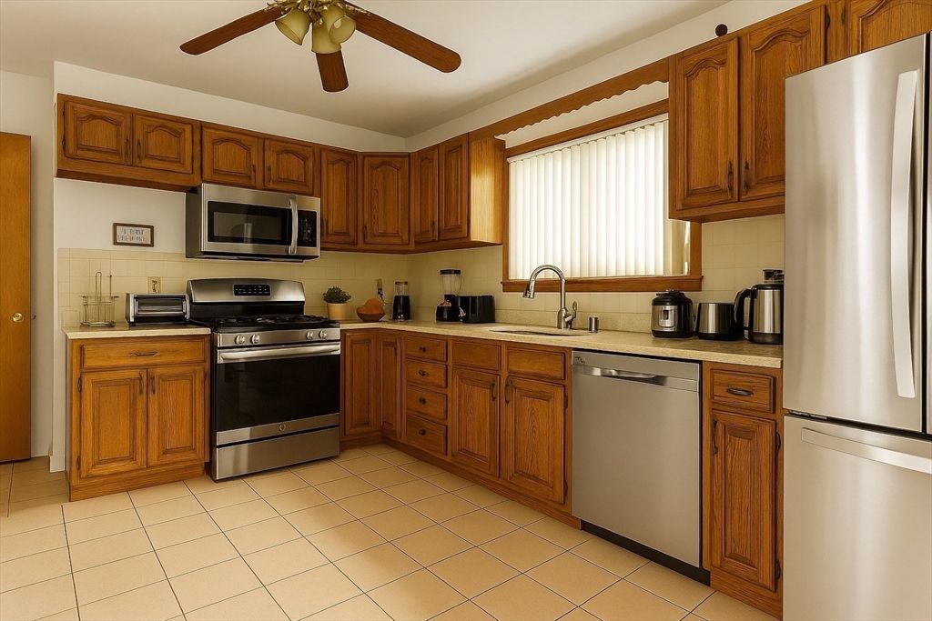 Interior, Kitchen, Stainless Steel Appliances