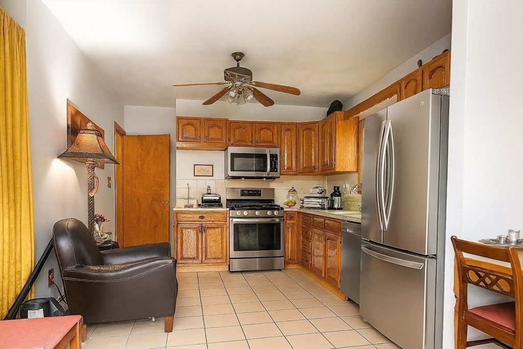 Interior, Kitchen, Stainless Steel Appliances