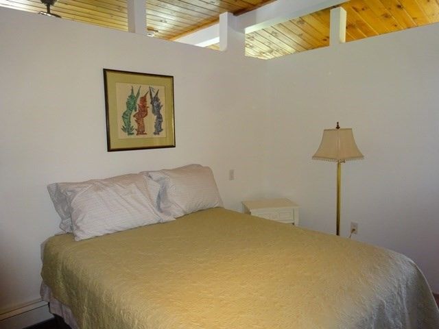 Bedroom, Interior, Wooden Beams, Wooden Ceilings