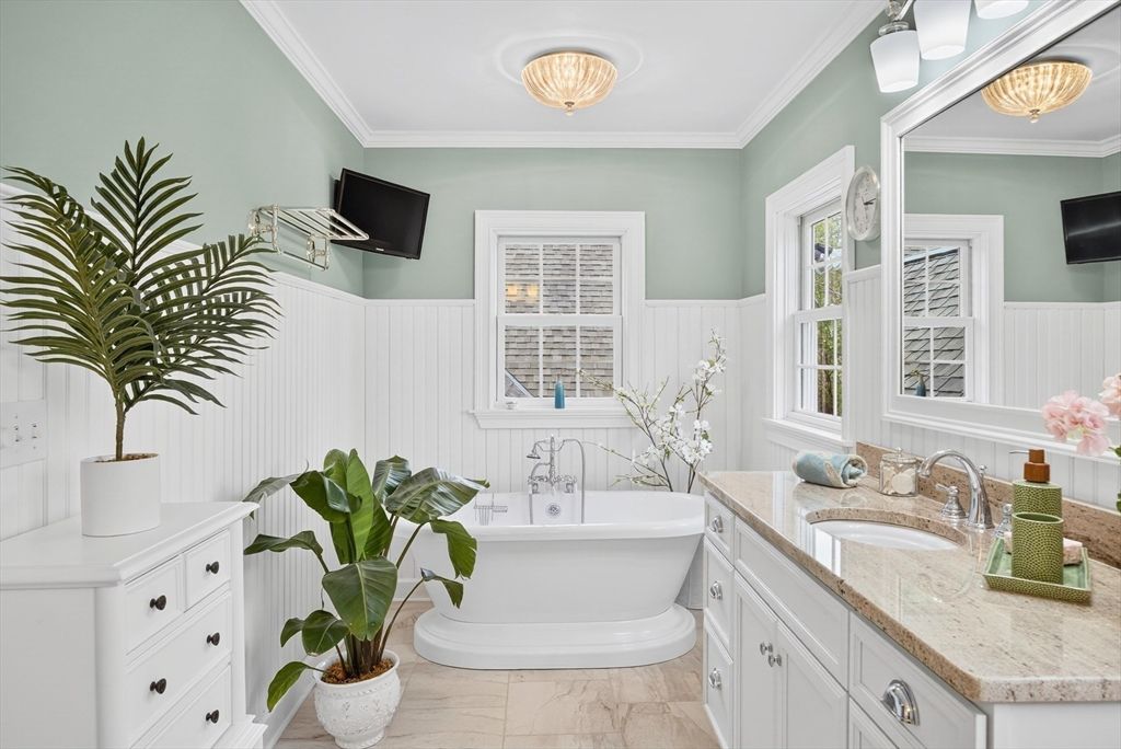 Bathroom, Free Standing Baths, Interior, Marble