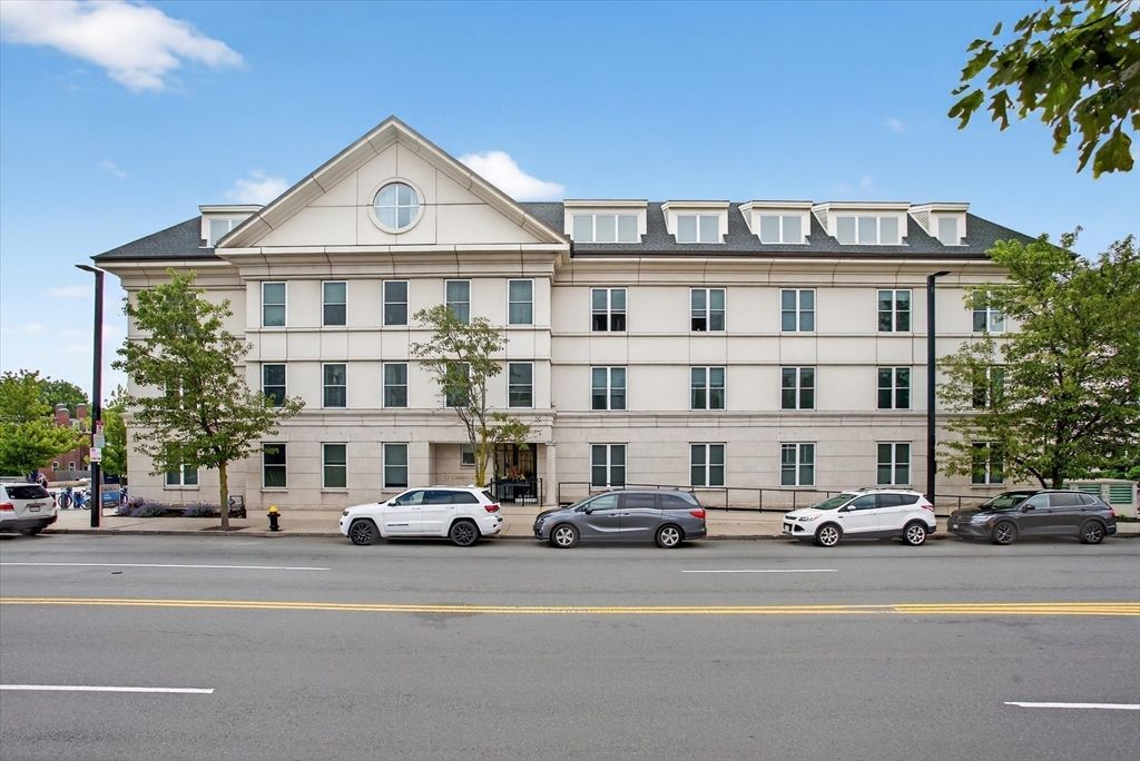 Exterior, Facade, Condo Building