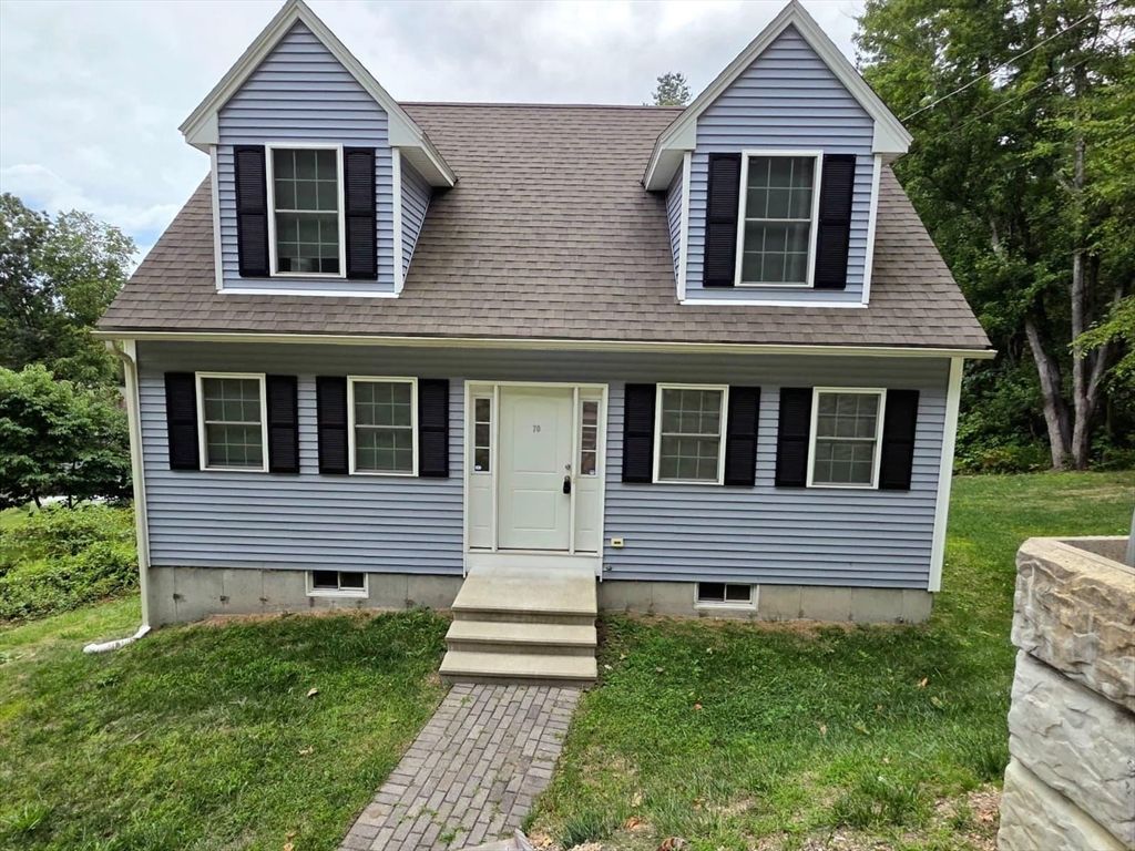 Exterior, Facade, Cape Cod